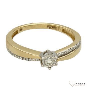 Pierścionek  Świetliste Diamenty  585 DIAMENT A358 Biżuteria z kamieniami szlachetnymi, które swoim blaskiem zachwycą każdą kobietę. Biżuteria wyrażająca więcej niż słowa wykonana z 14 karatowego złota.jpg