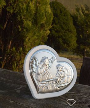 Obraz srebrny z Aniołem i modlącym się dzieckiem w sercu W65122. Srebrny obrazek pamiątka chrztu świętego jest tradycyjnym upominkiem dla nowo narodzonego dziecka upamiętniającym dzień,  (1).JPG