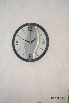 Nowoczesny zegar ścienny do salonu JVD okrągły NS19038. Zegar ścienny w okrągłej szklanej obudowie. Zegar ścienny z cyframi arabskimi i indeksami w kolorze czarnym. Zegar ścienny z płynącym sekundnikiem.  (6).JPG