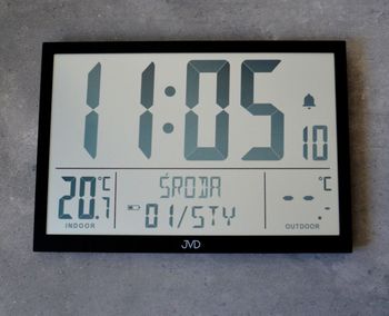Zegar JVD RB9412.1 Termometr DCF77 Dni Tygodnia po polsku 42x29 cm. Duży czytelny zegar ścienny  biurkowy z termometrem RB9412.1 firmy JVD (7).JPG