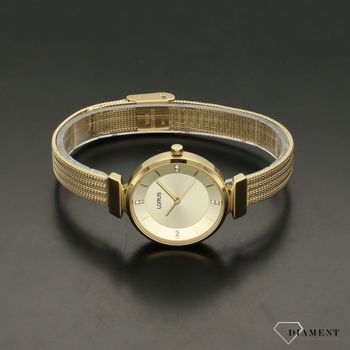 Klasyczny zegarek damski w kolorze żółtego złota. Piękny zegarek damski to świetny dodatek do wielu stylizacji. Zegarek damski. Zegarek w kolorze złotym (4).jpg