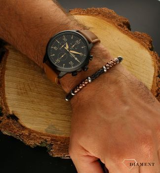 Zegarek męski na brązowym pasku Lorus RM349EX9. Zegarek z funkcją chronografu ( w postaci małych tarcz, umieszczonych na tarczy głównej) jest to zegarek wzbogacony stoperem.Zegarek męski na brązowym pasku Lorus RM349EX9 wypos.jpg