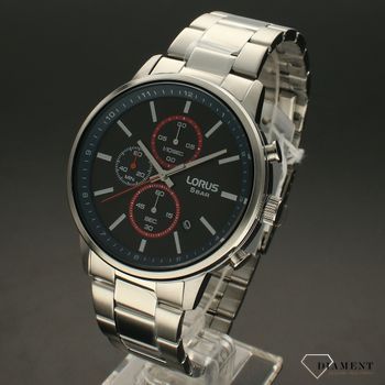 Zegarek męski Lorus Classic Chronograph RM397GX9. Klasyczny zegarek męski marki Lorus o sportowym charakterze z czerwonymi wstawkami na tarczy. Tarcza zegarka o ciemnej kolorystyce z jasnymi indeksami (1).jpg