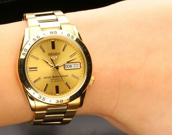 Męski zegarek Seiko SNKE06K1 (5).jpg
