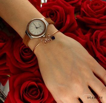 Zegarek damski Swarovski Spark Z30BRST Crystals from Swarovski. Odczuj nutkę subtelności połączoną z klasycznym i eleganckim stylem — znajdziesz ją w damskim zegarku Spark z kolekcji Crystalis o modnym kształcie..jpg