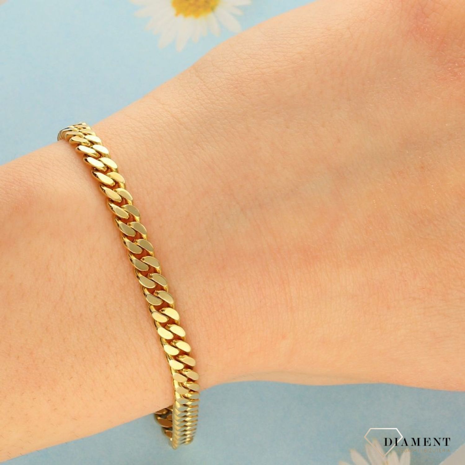 Bransoletka złota pancerka. Złote Bransoletki Damskie w Sklepie z Biżuterią zegarki-diament.pl to idealny pomysł na prezent dla kobiety jak i mężczyzny.1.jpg