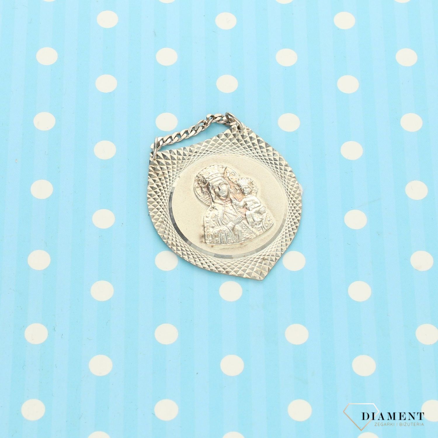 Ryngraf ze srebra na chrzest 000000-077. Obecnie ryngrafy są idealnym prezentem na Chrzest Święty, Sakrament Pierwszej Komunii czy innego ważnego wydarzenia religijnego (1).jpg