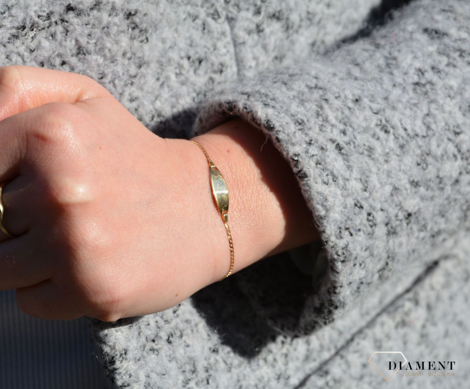 Złota Bransoletka blaszka. Bransoletka złota. Delikatne bransoletki dla dzieci. Złote Bransoletki Dziecięce w Sklepie z Biżuterią zegarki-diament.pl to idealny pomysł na prezent. 1.jpg
