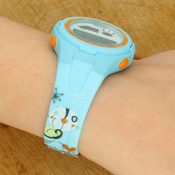 Zegarek dziecięcy Timemaster 007-50 cyfrowy z kotkami niebieski – LCD, alarm, 10 ATM (3).jpg