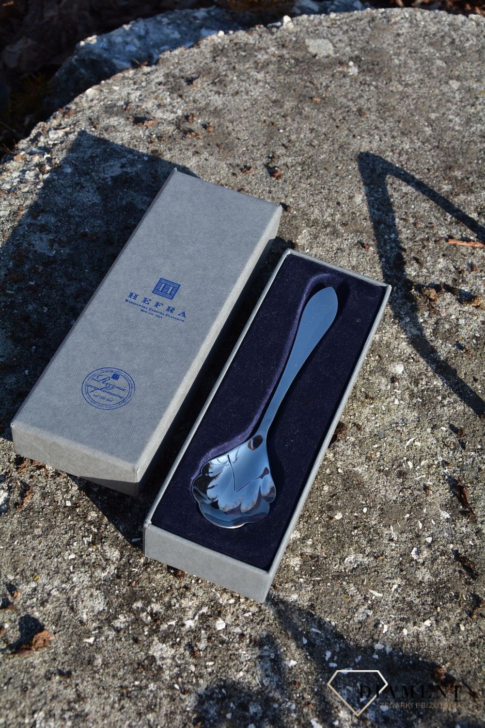 Elegancka łyżeczka do cukru o prostym wzorze 01-18-N1-00-1B. Elegancka łyżeczka o prostym wzorze. Łyżeczka do cukru. Elegancka łyżeczka do cukru wykonana z wysokiej jakości stali. Możliwość.jpg