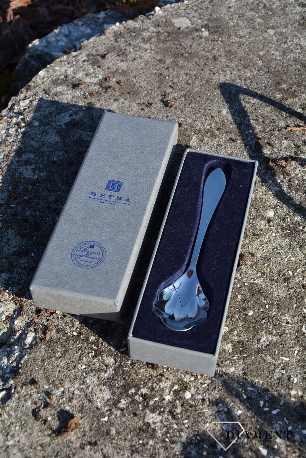 Elegancka łyżeczka do cukru o prostym wzorze 01-18-N1-00-1B. Elegancka łyżeczka o prostym wzorze. Łyżeczka do cukru. Elegancka łyżeczka do cukru wykonana z wysokiej jakości stali. Możliwość.jpg