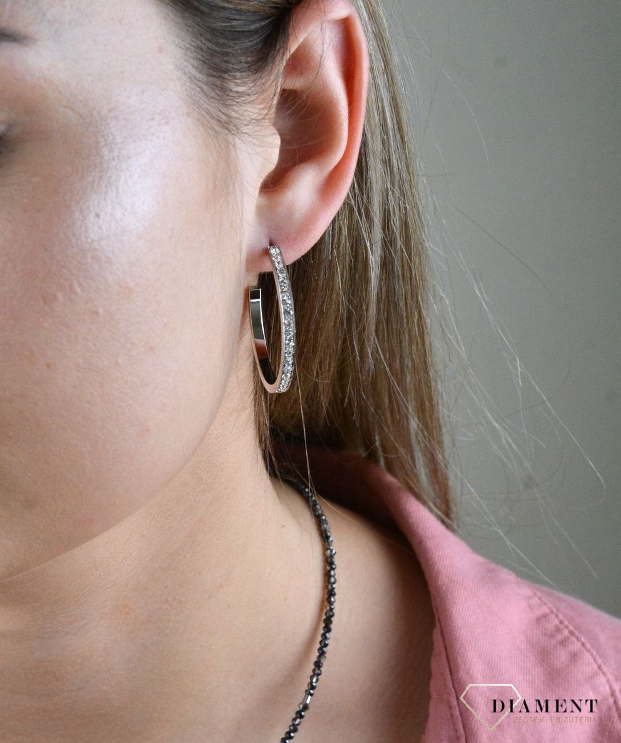 Kolczyki koła z kryształkami Swarovski białe Coeur De Lion 0128211817.jpg