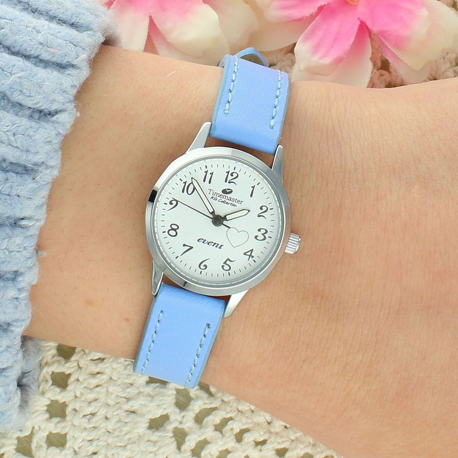 Zegarek dziecięcy Timemaster Event na Pierwszą Komunię Świętą – biały cyferblat, niebieski pasek, 26 mm + pudełko komunijne.jpg