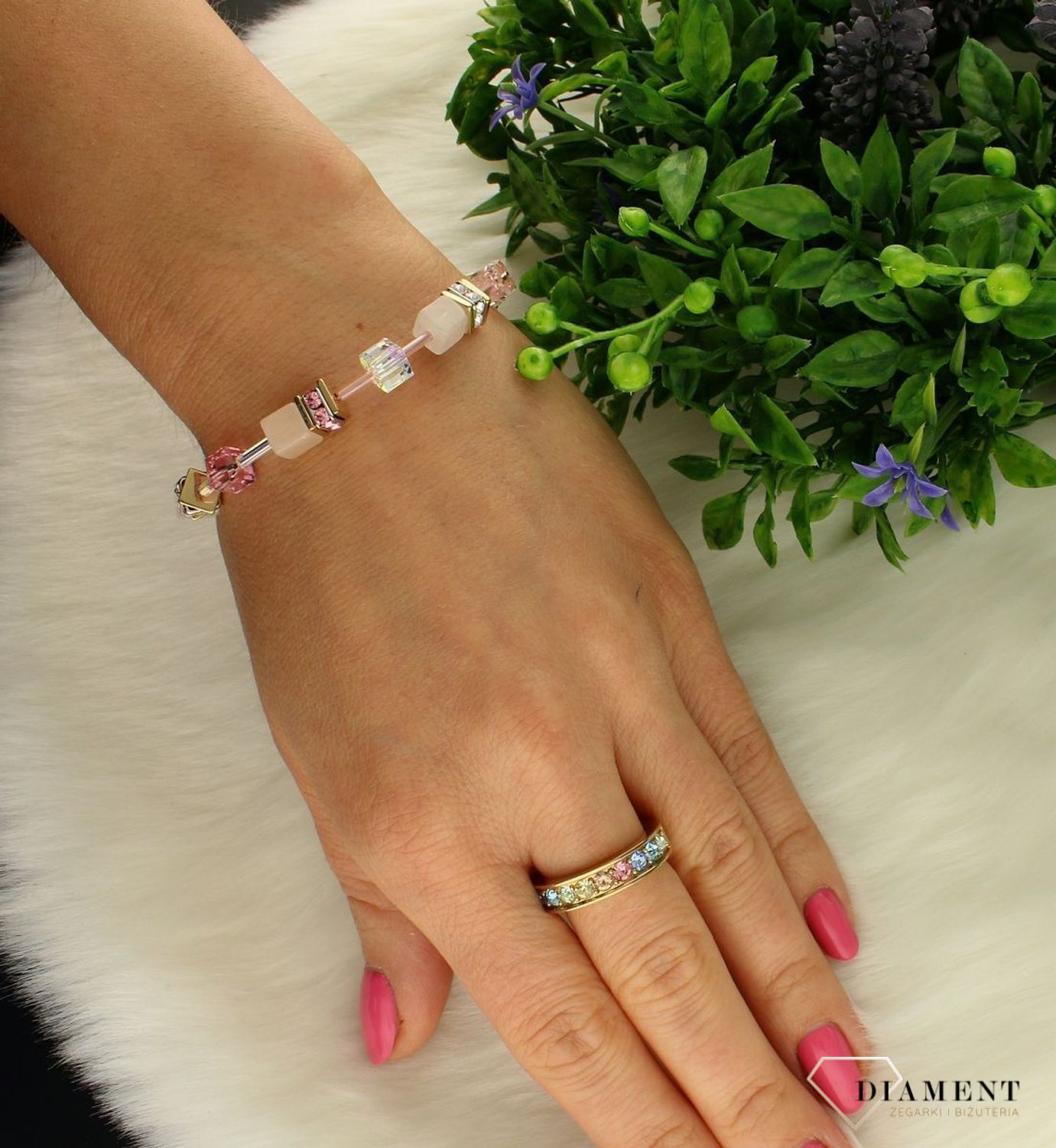 Pierścionek damski Swarovski kolorowe kryształki Coeur De Lion 0131401590. Pierścionek damski kolorowy Swarovski Coeur De Lion to prosta stalowa biżuteria w kolorze różowego złota wykonana w Niemczech..jpg