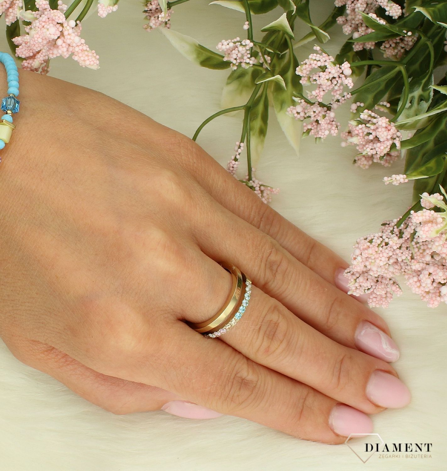 Pierścionek damski Coeur de Lion Essentials podwójny złoty z cyrkoniami 0136401590.jpg