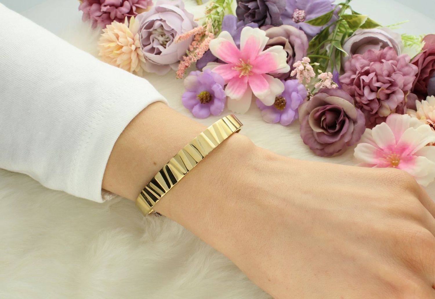 Bransoletka damska Coeur De Lion 014132-1600. ✨ Bransoletka Classic Wave Gold – Elegancja w ruchu! 🌊💛1.jpg