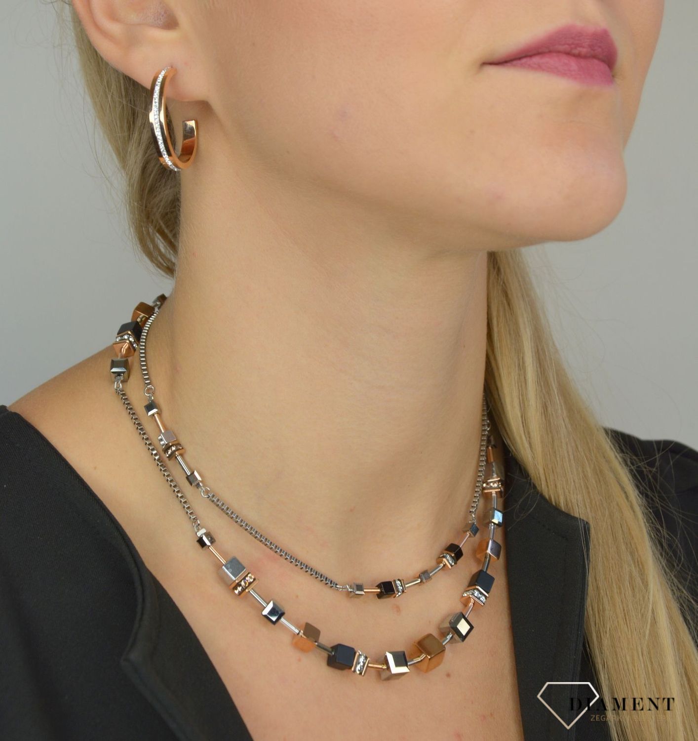 Kolczyki koła Swarovski białe Coeur De Lion 0149211822.jpg