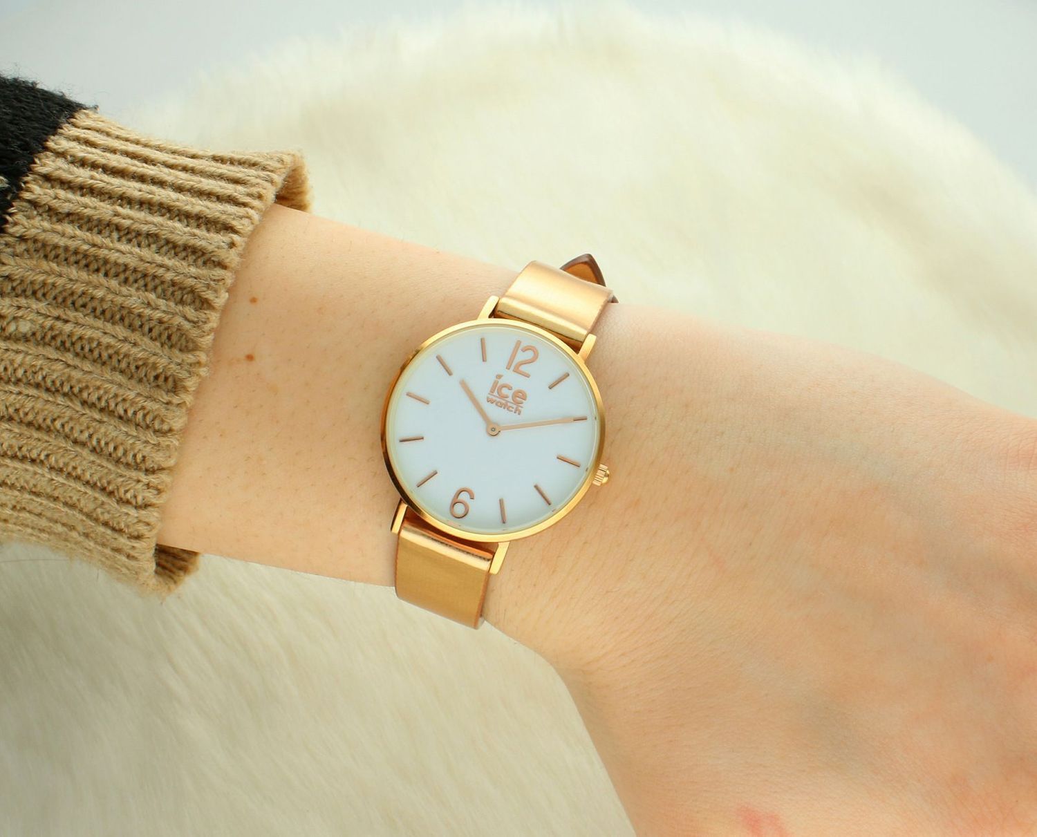 Zegarek Ice Watch CITY sparkling metal rose gold 015085. Elegancki zegarek damski. Damski zegarek na prezent. Zegarek dla kobiety. Modne zegarki. Na prezent. Zegarek różowe złoto..jpg