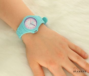 Zegarek dla dziewczynki Ice-Watch 'Różowe cyfry' 020327. Zegarek dziecięcy dla dziewczynki. Zegarek na I Komunie Świętą. Zegarek posiada silikonowy pasek w turkusowym kolorze. Idealny na prezent dla młodej dziewczyny. Komuni (3).jpg