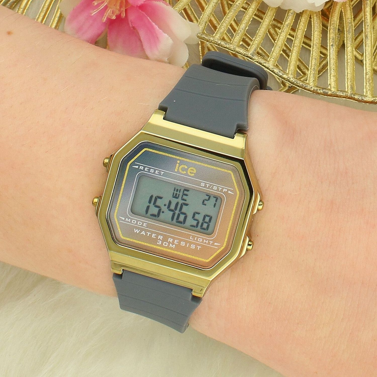 Zegarek damski Ice-Watch Ice Digit Retro 023310 szaro-złoty.png