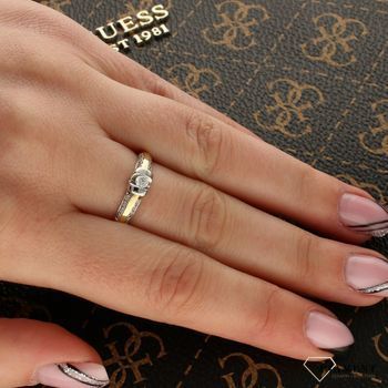 Złoty pierścionek Diament 'Doskonałe zaręczyny' 0570014339 (1).jpg