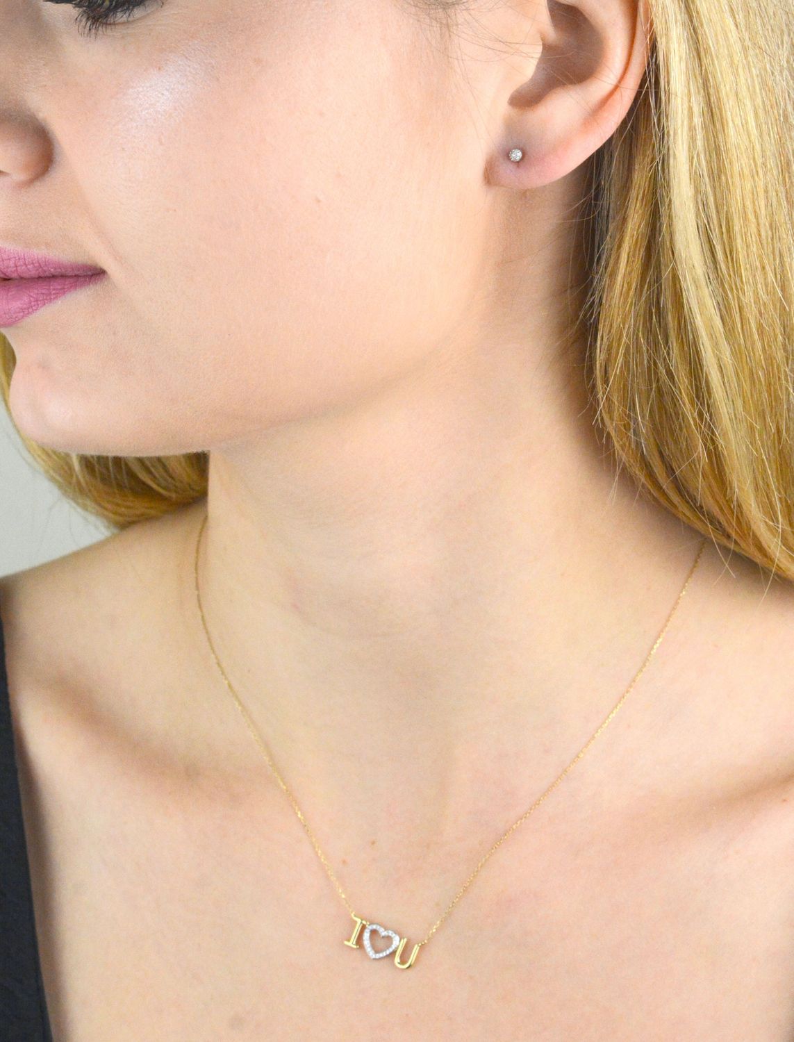 Naszyjnik z zawieszką I LOVE YOU  wysadzaną brylantami 0660050502 ✓Złote naszyjniki z brylantami ✓ Złote Naszyjniki Damskie w Sklepie z Biżuterią zegarki-diament.pl✓Piękne i Eleganckie Naszyjniki dla Kobiet✓Prawdziwe Złoto ✓ (1).jpg