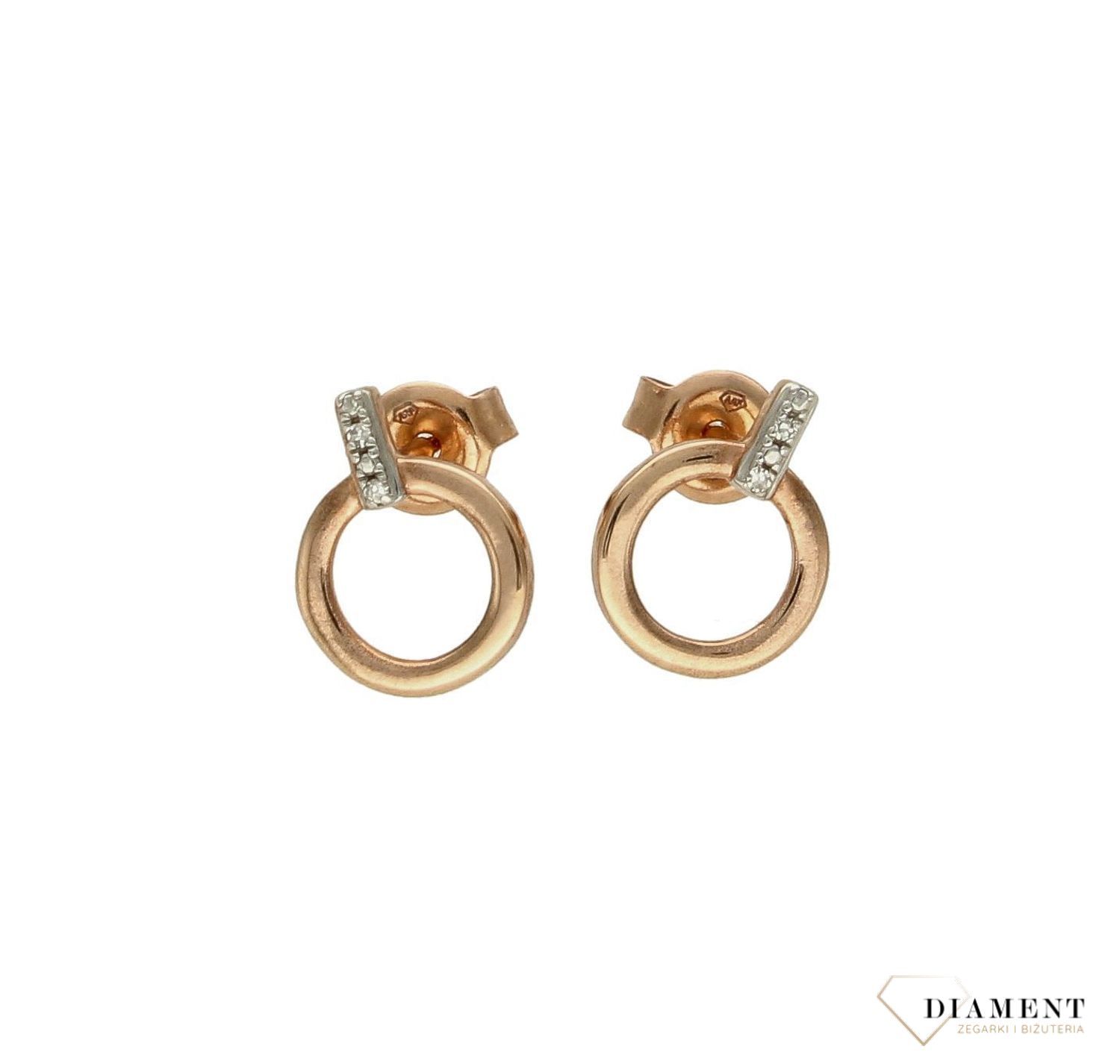 Złote kolczyki damskie różowe złoto DIAMENT, diamenty 0660073485. Przepiękne kolczyki z  różowego złota. Klasyka w najlepszym wydaniu. Złoto i brylanty to wyjątkowe połączenie, które kobiety wprost uwielbiaj (2).jpg
