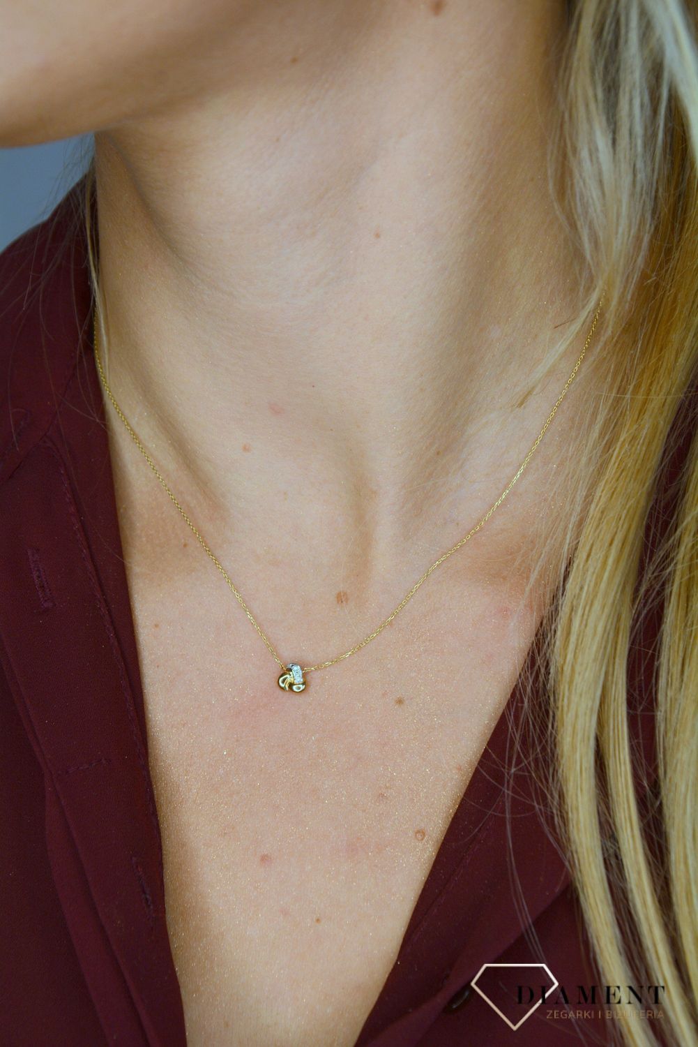Naszyjnik damski z brylantami z nowoczesną zawieszką 0660073500.jpg