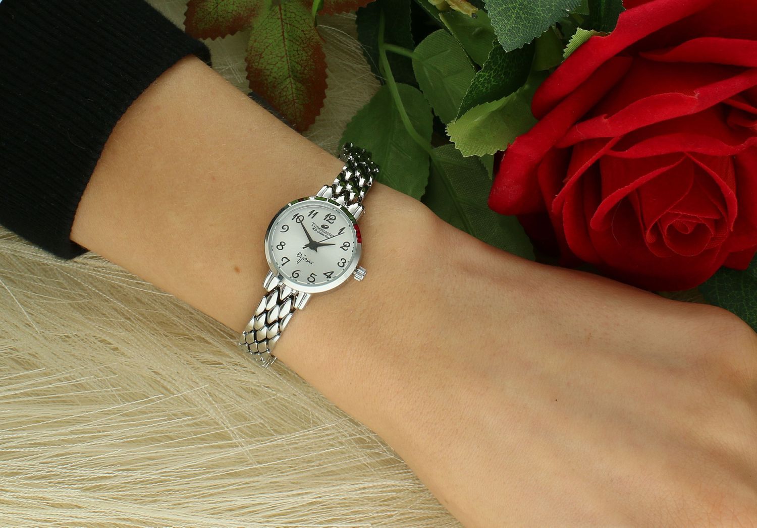 Złoty zegarek damski Timemaster prostokątny 070-385 ✓ Największy sklep z zegarkami Timemaster - kolor srebrym z wysyłką w 24h ✓ DARMOWA przesyłka kurierem ✓ Dostawa kurierem GRATIS - zegarki ☆ Gwarancja1.jpg