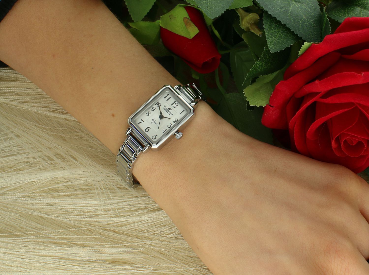 Złoty zegarek damski Timemaster prostokątny 070-397 ✓ Największy sklep z zegarkami Timemaster - kolor złoty z wysyłką w 24h ✓ DARMOWA przesyłka kurierem ✓ Dostawa kurierem GRATIS - zegarki ☆ Gwarancja.webp