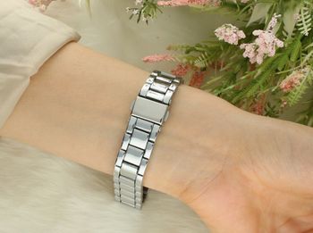 Elegancki zegarek damski Timemaster 070-407 z białą tarczą i srebrną biżuteryjną bransoletą. Japoński mechanizm, szkło mineralne, wodoszczelność 3 ATM. Grawer w cenie! (1).jpg