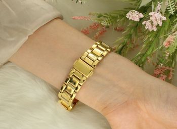Złoty zegarek damski Timemaster 070-409 z białą tarczą i biżuteryjną bransoletą. Klasyczny styl, japoński mechanizm, mineralne szkło i możliwość darmowego graweru. Sprawdź! (1).jpg