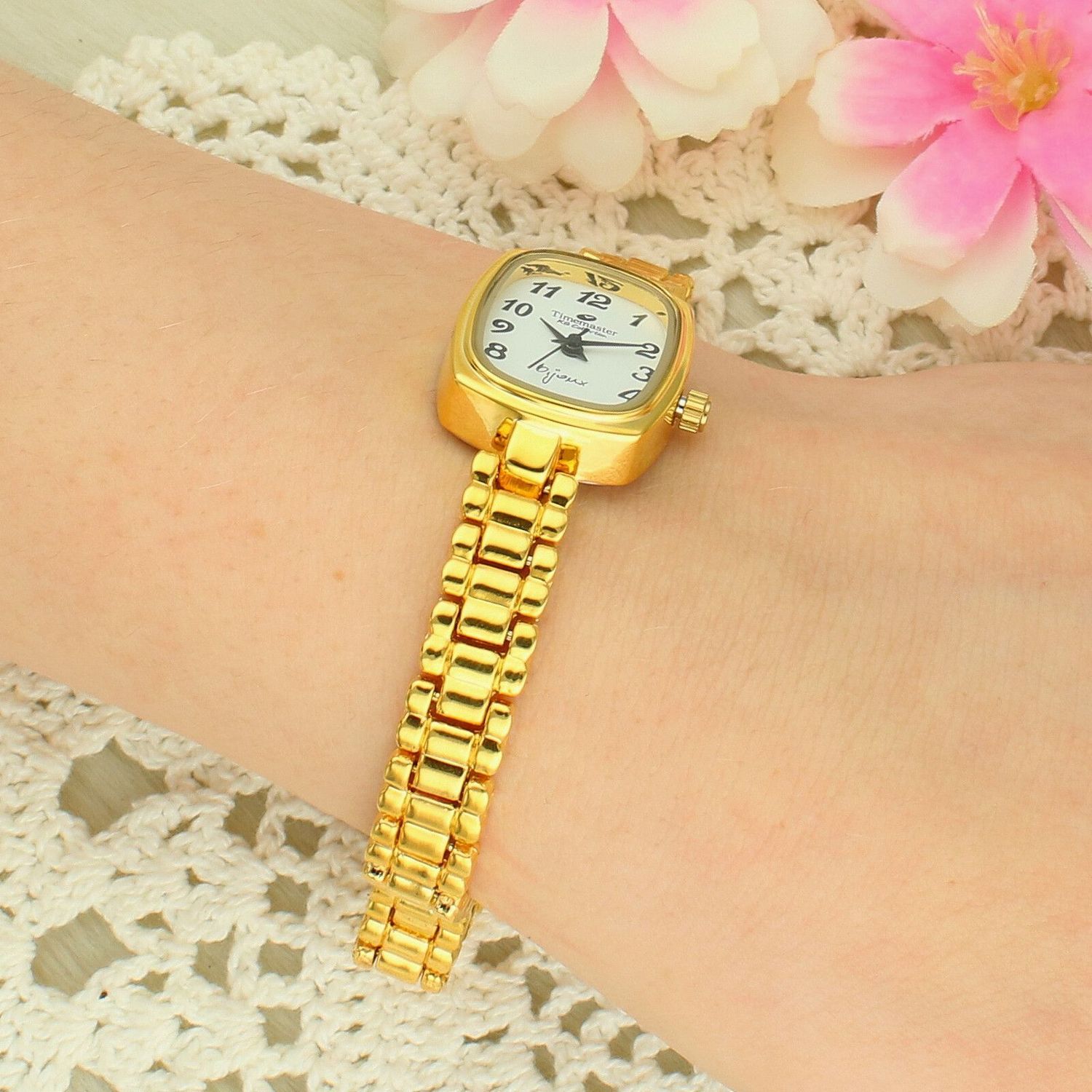 Zegarek damski Timemaster Bijoux 070-414 – złoty, klasyczna tarcza, bransoleta z ogniw, mechanizm kwarcowy.jpg