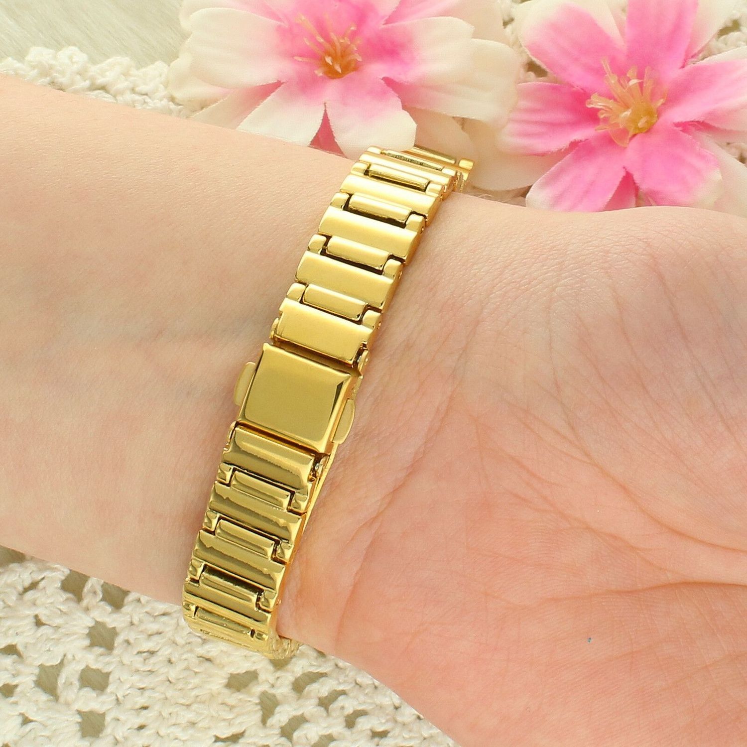 Zegarek damski Timemaster Bijoux – złota bransoleta, prostokątna koperta, klasyczna tarcza z cyframi arabskimi.jpg