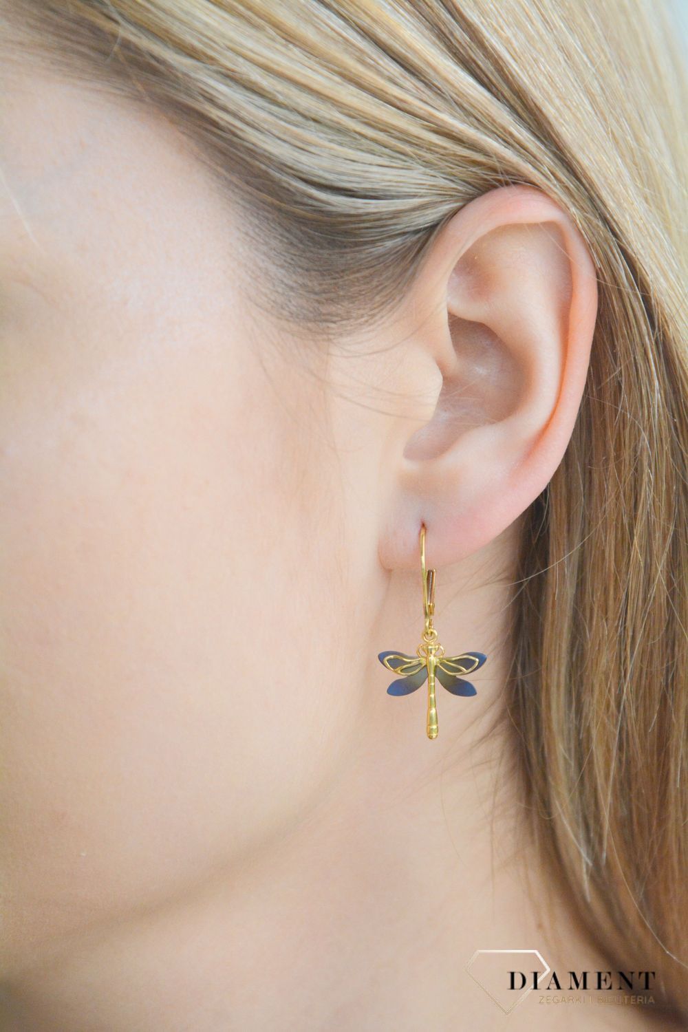 Srebrne kolczyki damskie pozłacane Ważka z tytanem 0712858890.  Tytanowe kolczyki damskie. Kolczyki srebrne ważki. Kolczyki na zapięcie bigiel angielski. Kolczyki damskie ze wzorem ważki. Kolczyki srebrne damskie na prezent..jpg