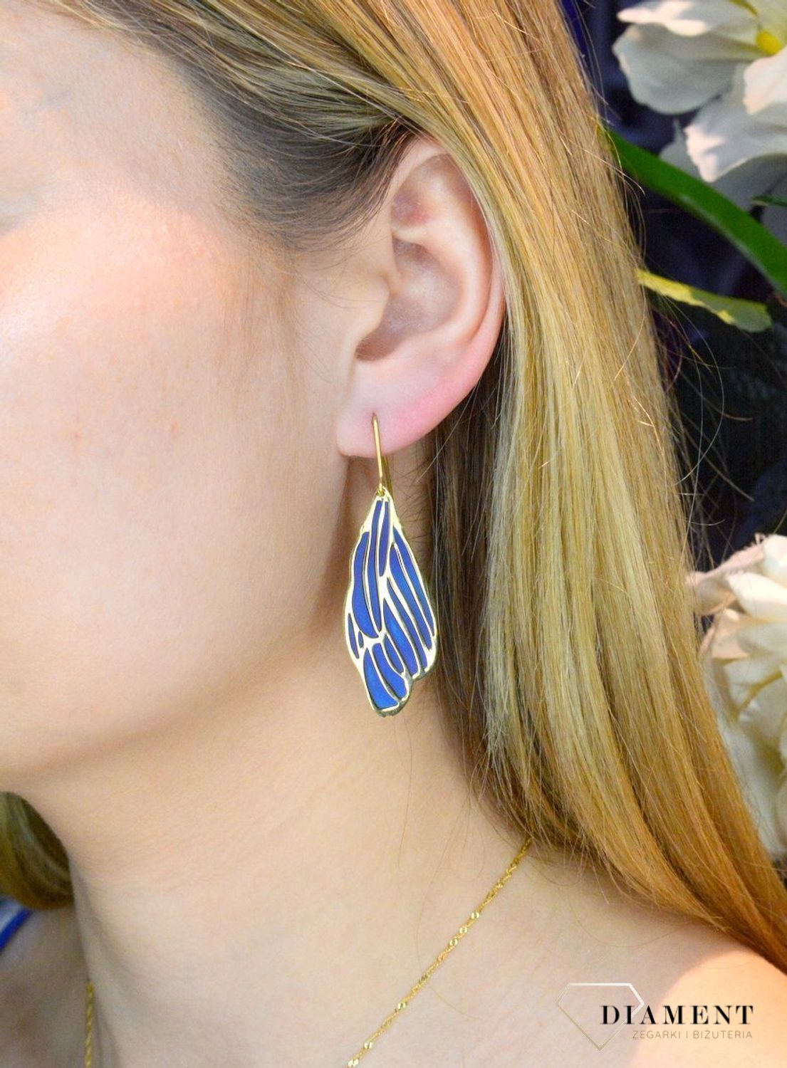 Srebrne kolczyki damskie pozłacane z tytanem 0714850400.  Efekt końcowy zachwyci nawet najbardziej dokładne osoby, zwracające uwagę na najmniejsze szczegóły. Kolczyki przeciągane w kolorze złotym (2).jpg