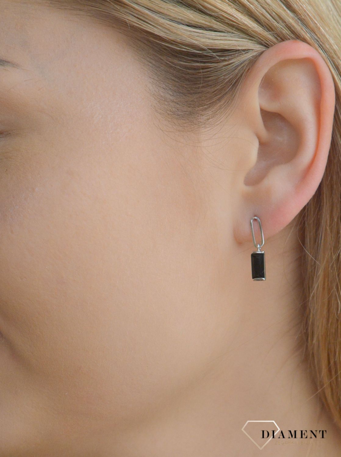 Srebrne kolczyki damskie 925 wiszące z czarnym kamieniem 0717338100.jpg