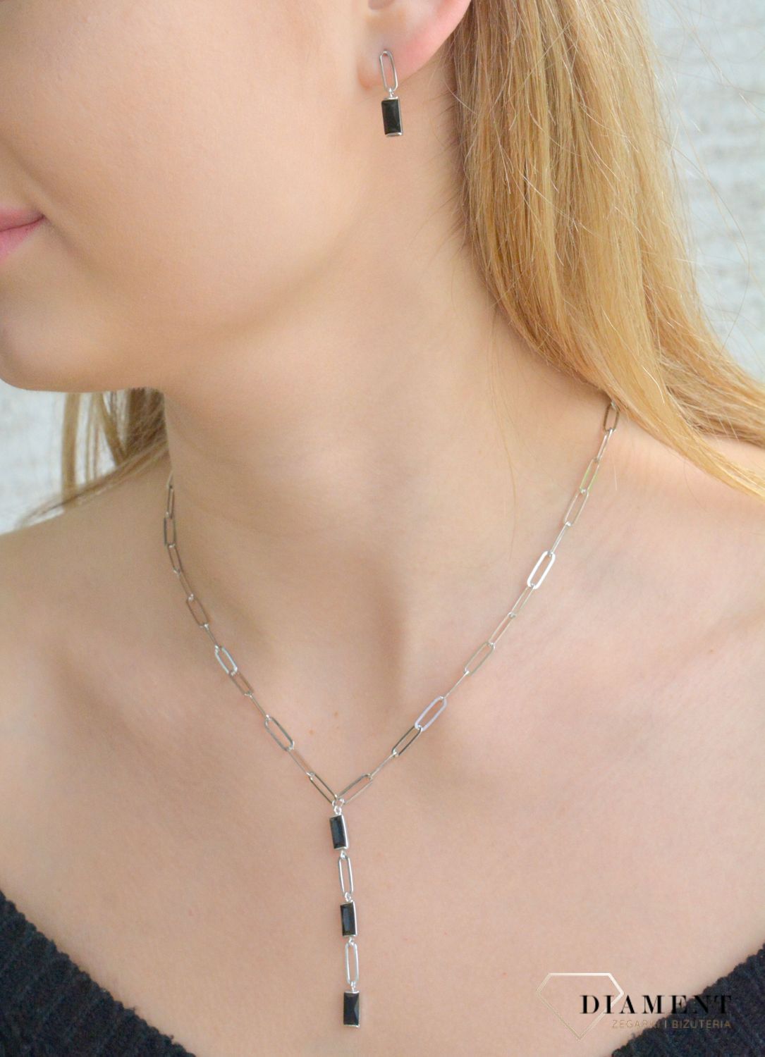 Srebrne kolczyki damskie 925 wiszące z czarnym kamieniem 0717338100.jpg