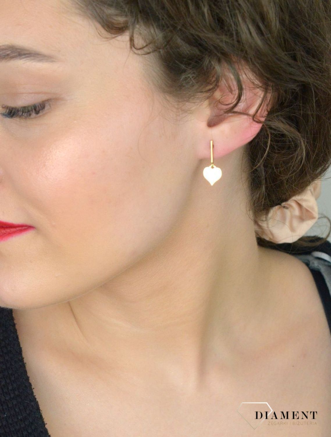 Kolczyki srebrne pozł. wiszące serca pr 925, 0718034100  Srebrne kolczyki wiszące serduszka blaszki zostały wykonane z najwyższej jakości srebra próby 925, 1.jpg