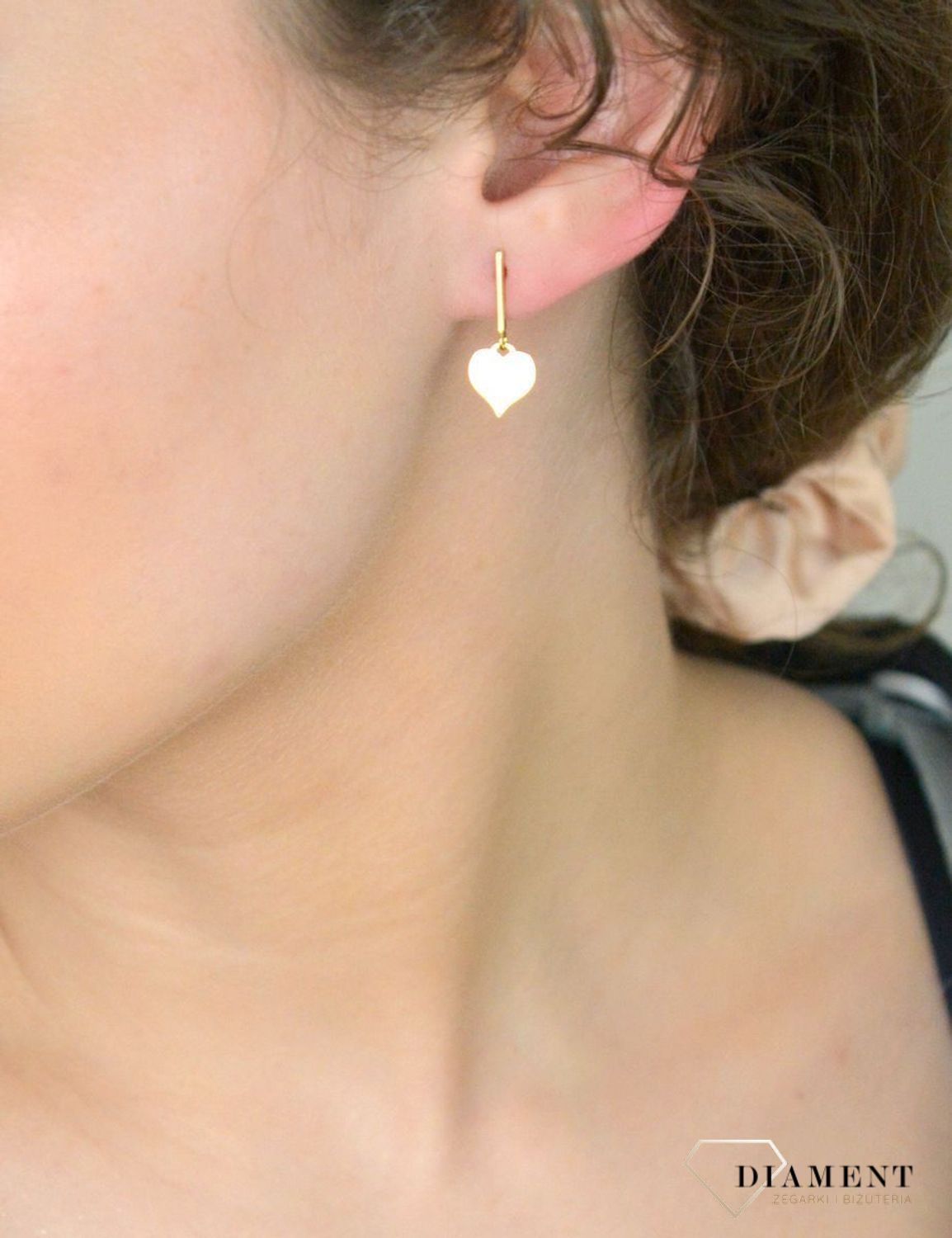 Kolczyki srebrne pozł. wiszące serca pr 925, 0718034100  Srebrne kolczyki wiszące serduszka blaszki zostały wykonane z najwyższej jakości srebra próby 925, 1.jpg