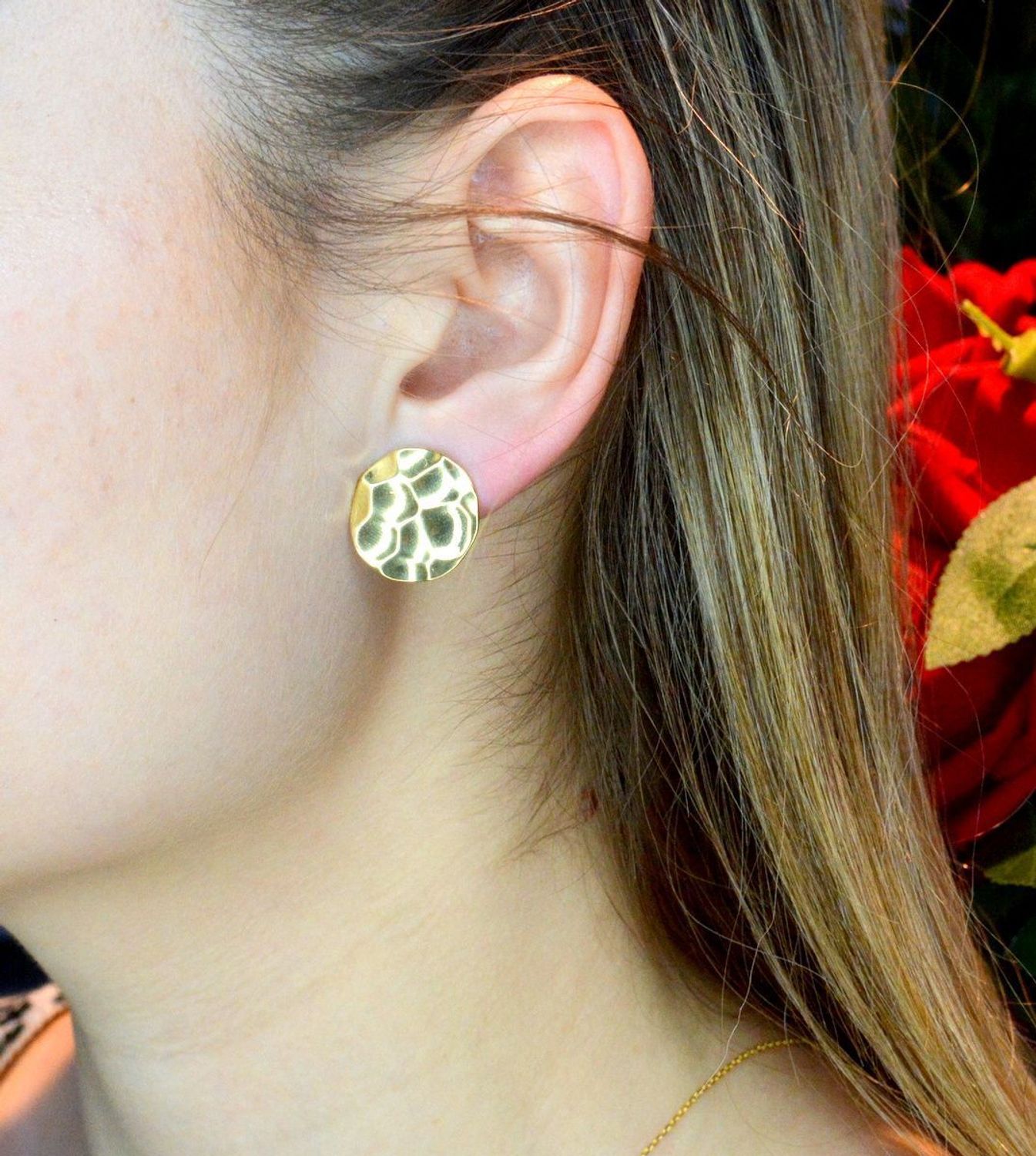 Kolczyki srebrne pozłacane 'organic' 0718054400.  Cudowne, błyszczące idealnie wykończone kolczyki. Kolczyki z zapięciem na sztyft. Bardzo wygodne i klasyczne zapięcie. Kolczyki można połączyć z pozostała biżuterią i stworzyć.jpg