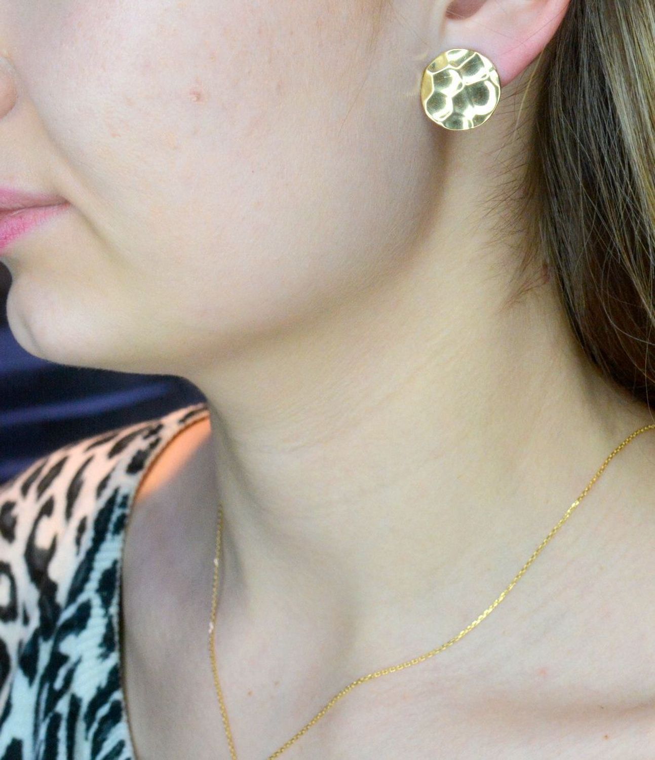 Kolczyki srebrne pozłacane 'organic' 0718054400.  Cudowne, błyszczące idealnie wykończone kolczyki. Kolczyki z zapięciem na sztyft. Bardzo wygodne i klasyczne zapięcie. Kolczyki można połączyć z pozostała biżuterią i stworzyć.jpg