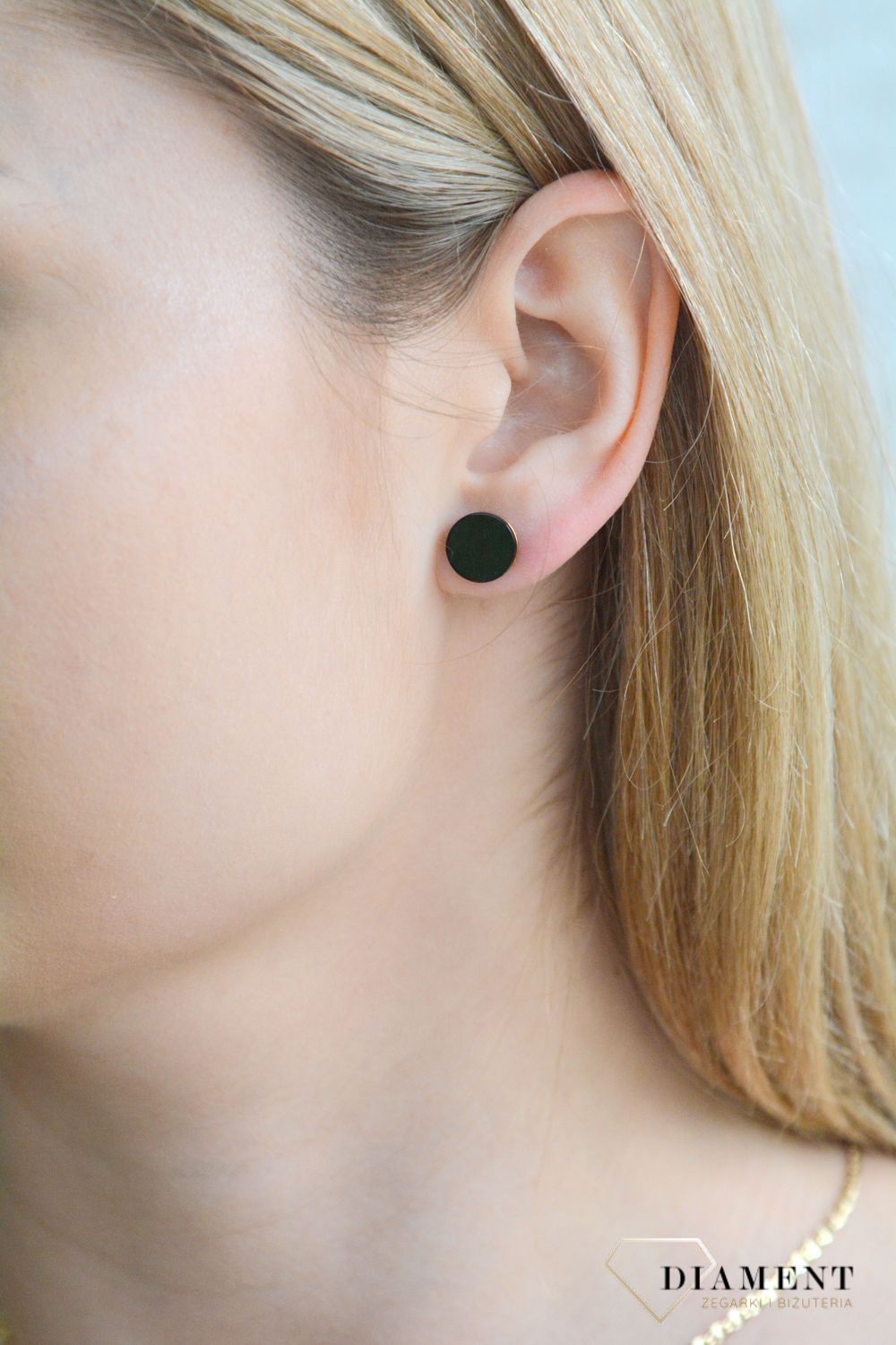 Srebrne kolczyki damskie 925 pozłacane okrągłe onyksy 0718122303. Srebrne kolczyki damskie. Srebrne kolczyki pozłacane. Kolczyki na sztyft z onyksem. Kolczyki damskie idealne na prezent..jpg