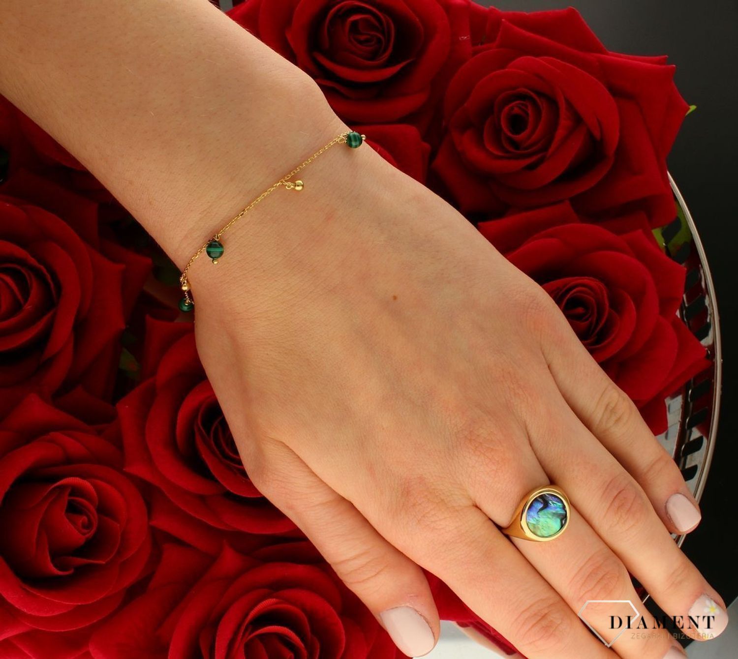 Srebrna bransoletka damska pokryta złotem malachitem 0728741800. Delikatna bransoletka wykonana z najwyższej próby srebra 925 pokryta 24-karatowym złotem z kamieniem naturalnym malachit. Idealny pomysł na prezent.  (3).jpg