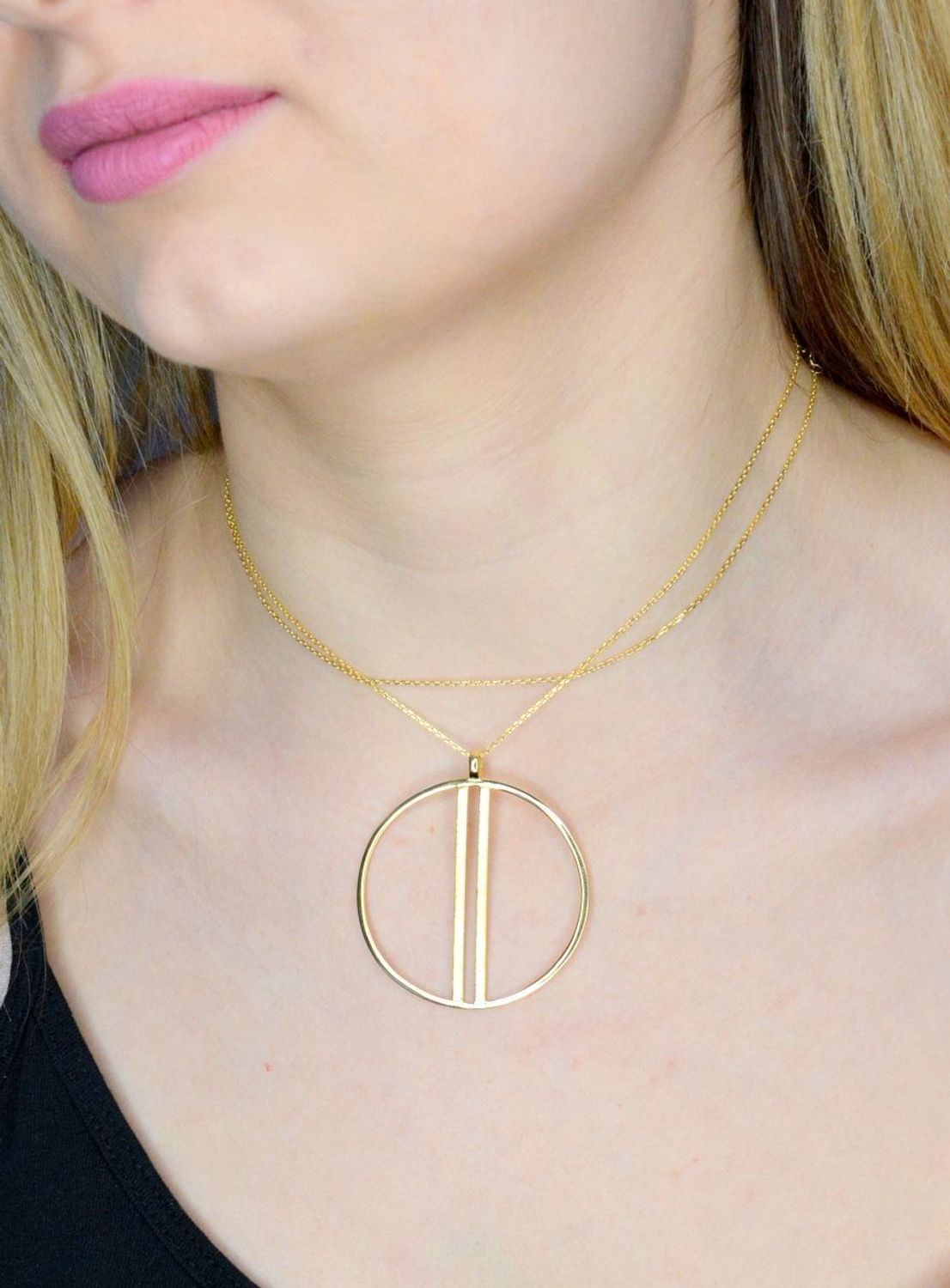 Srebrny naszyjnik pozłacany kolia z dużym elementem ozdobnym 07580542 (2).jpg