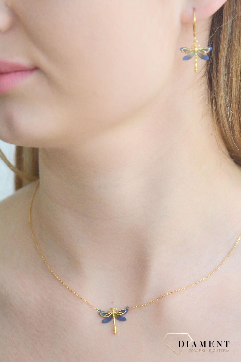 Srebrny naszyjnik celebrytka pozłacana z tytanem Ważka 0758058800.  Naszyjnik srebro pozłacane damski. Naszyjnik damski celebrytka złota. Srebrna celebrytka z ważką. Naszyjnik z ważką pozłacany na prezent dla kobiety..jpg