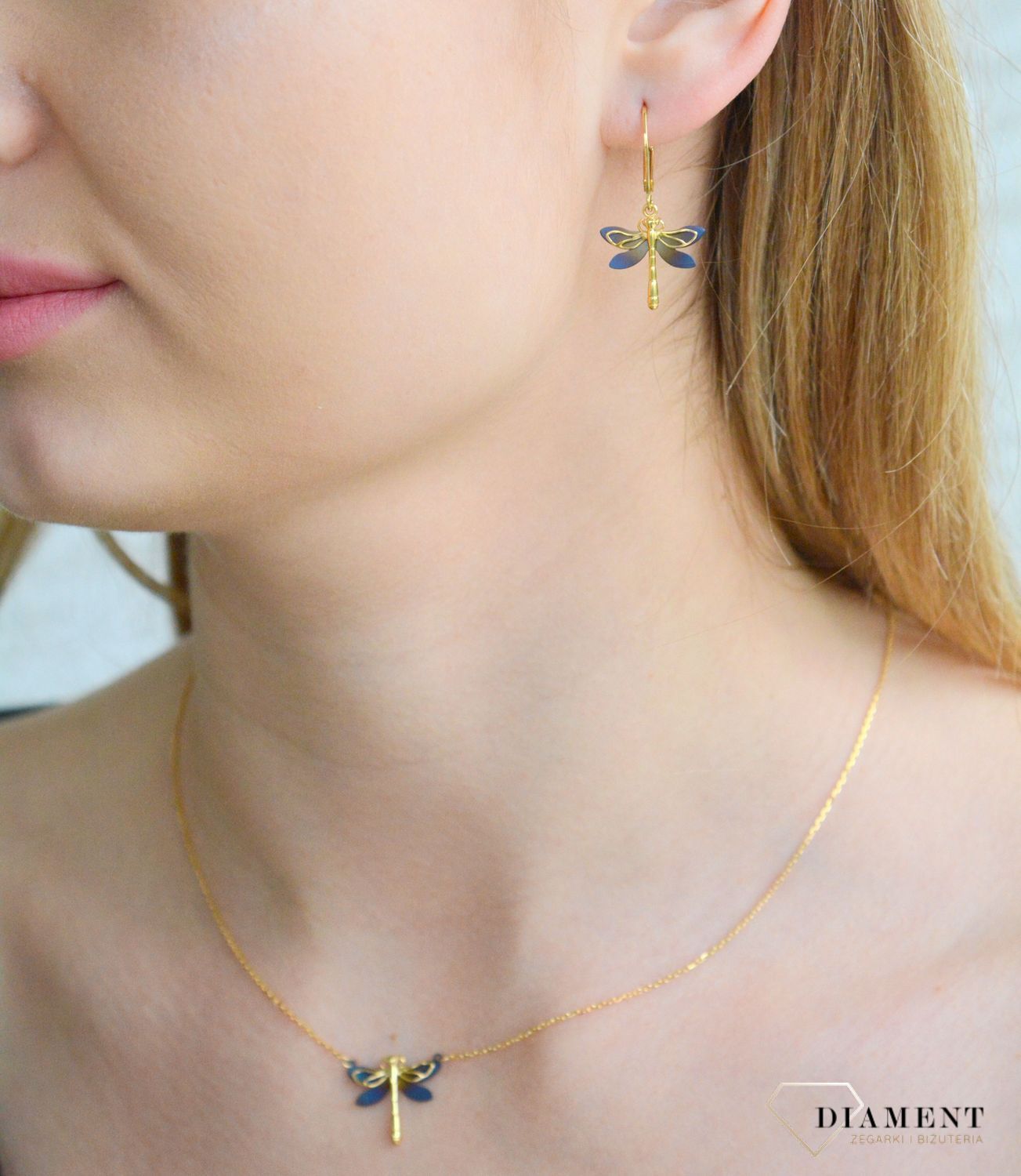 Srebrny naszyjnik celebrytka pozłacana z tytanem Ważka 0758058800.  Naszyjnik srebro pozłacane damski. Naszyjnik damski celebrytka złota. Srebrna celebrytka z ważką. Naszyjnik z ważką pozłacany na prezent dla kobiety..jpg