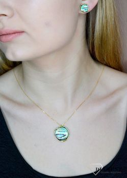 Srebrny naszyjnik damski pokryty złotem z okrągłą muszlą w oprawie 0758159600. Naszyjnik pokryty 24-karatowym złotem z muszlą naturalną w organicznej ramce. Naszyjnik wykonany z najwyższej pró.JPG