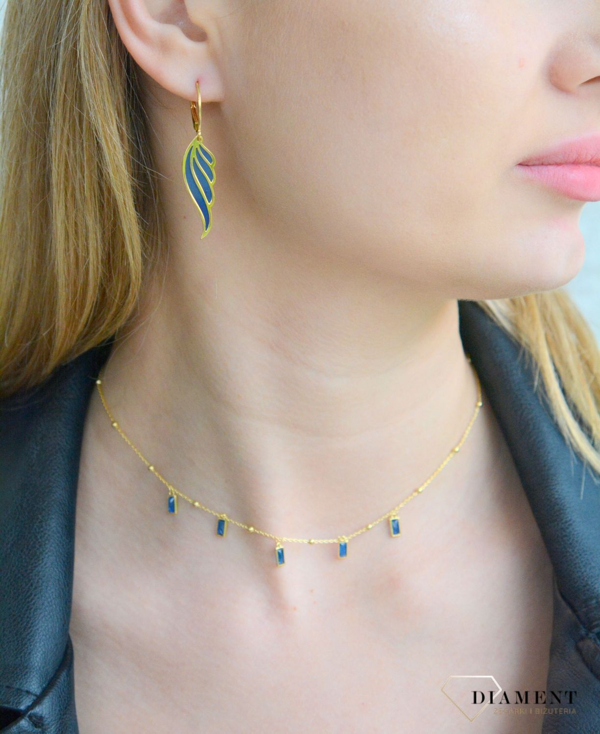 Srebrny naszyjnik damski 925 celebrytka pozłacana z niebieskimi cyrkoniami 0758241300. Srebrny naszyjnik damski. Srebrny naszyjnik pozłacany. Naszyjnik damski pokryty złotem. Naszyjnik celebrytka z niebieskimi cyrkoniami na prezent..jpg