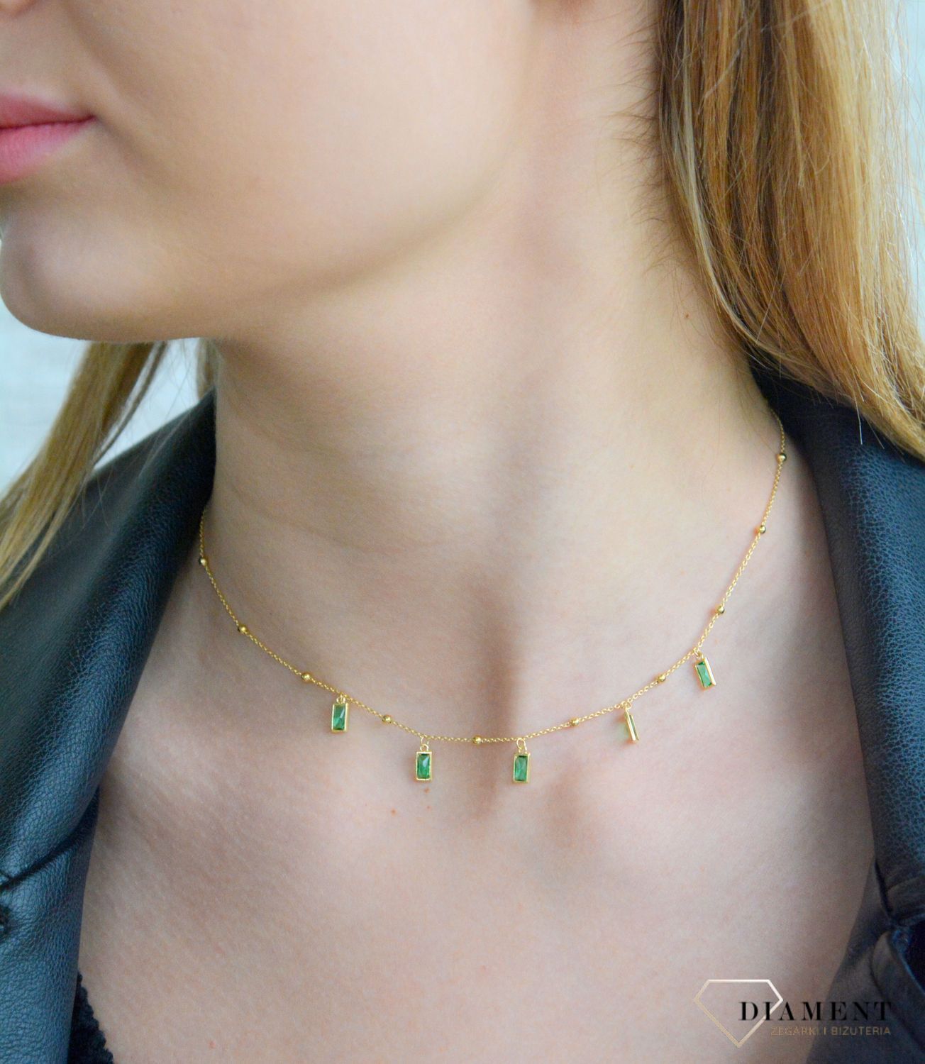 Srebrny naszyjnik damski celebrytka pozłacana z zielonymi cyrkoniami 0758741300 (1).jpg